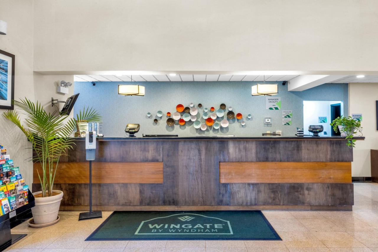 Hotel Wingate by Wyndham Schaumburg Exterior foto
